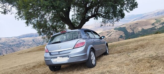 Opel Astra 2006, 360,000 km - 1.4 l - Bakı