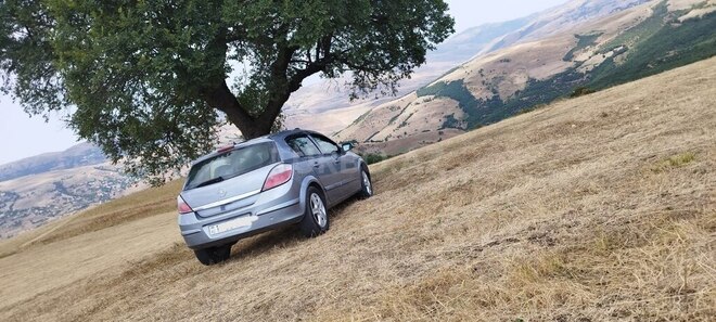Opel Astra 2006, 360,000 km - 1.4 l - Bakı