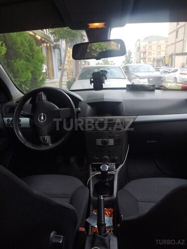 Opel Astra 2006, 360,000 km - 1.4 l - Bakı