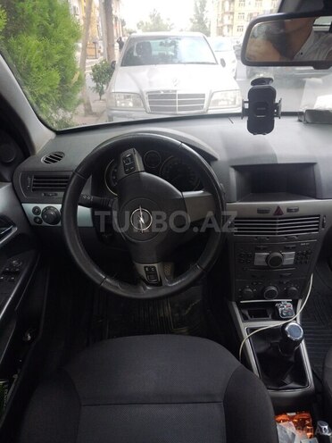 Opel Astra 2006, 360,000 km - 1.4 l - Bakı