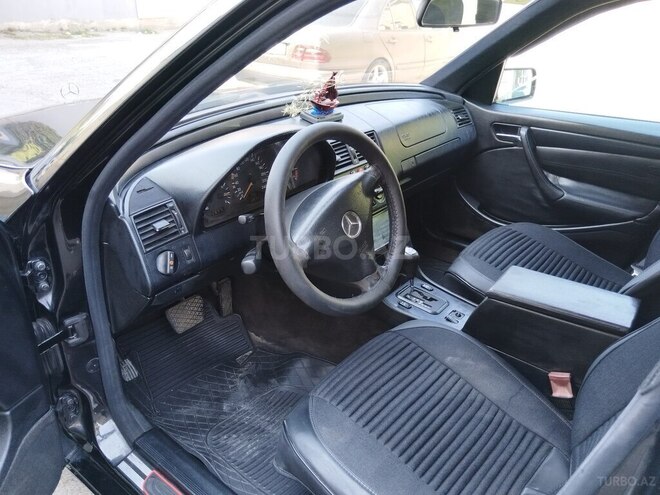 Mercedes C 180 1997, 256,869 km - 1.8 л - Bakı