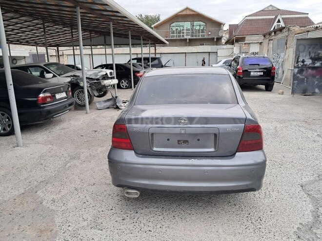 Opel Vectra 2001, 240,000 km - 1.8 l - Bakı