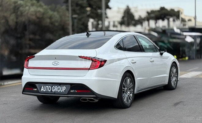 Hyundai Sonata-10