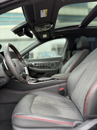 Hyundai Sonata-13