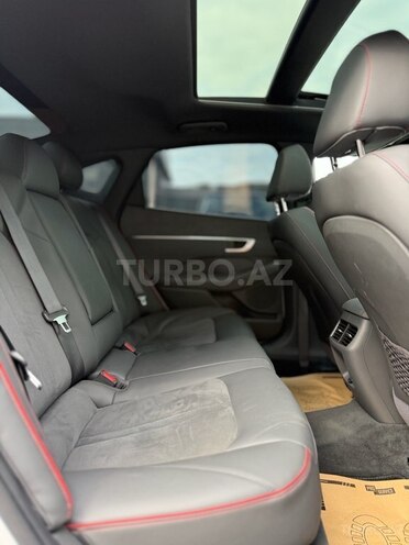 Hyundai Sonata-18