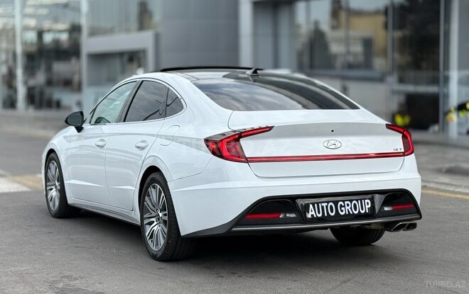 Hyundai Sonata-8