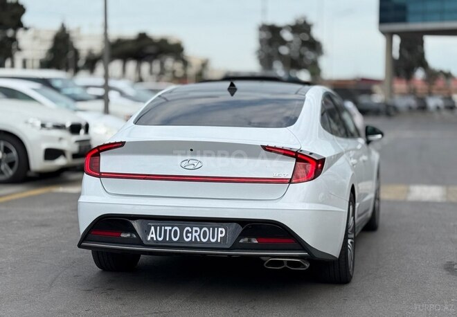 Hyundai Sonata-9