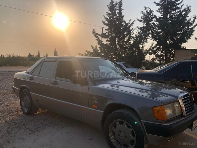 Mercedes 190 1990, 210,692 km - 1.8 л - Sumqayıt