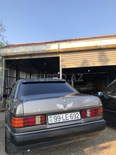 Mercedes 190 1990, 210,692 km - 1.8 л - Sumqayıt