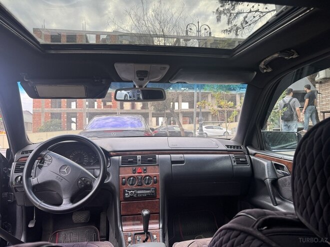 Mercedes E 220 d 1998, 637,000 km - 2.2 л - Bakı