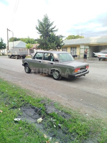 LADA (VAZ) 2107 2011, 79,000 km - 1.6 л - Qax