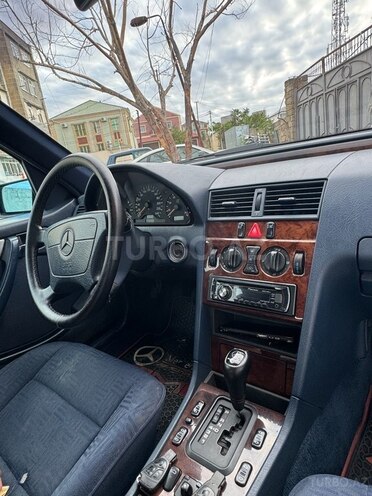 Mercedes C 180 1997, 411,000 km - 1.8 l - Bakı
