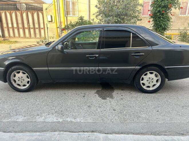 Mercedes C 220 1994, 310,000 km - 2.2 l - Bakı