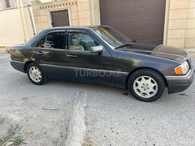 Mercedes C 220 1994, 310,000 km - 2.2 l - Bakı