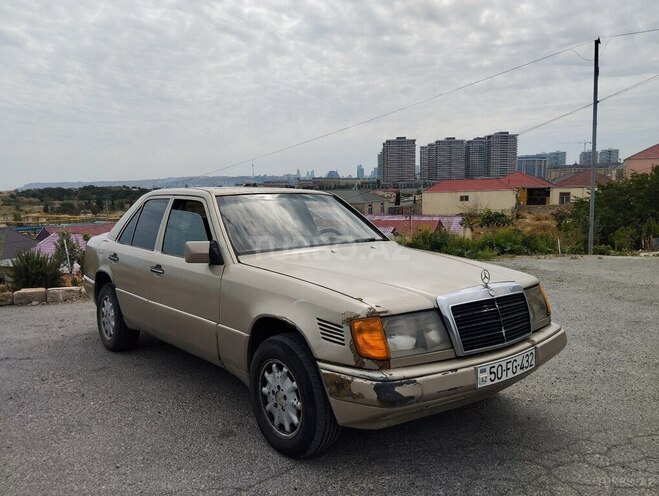 Mercedes E 250 1990, 515,000 km - 2.5 l - Bakı