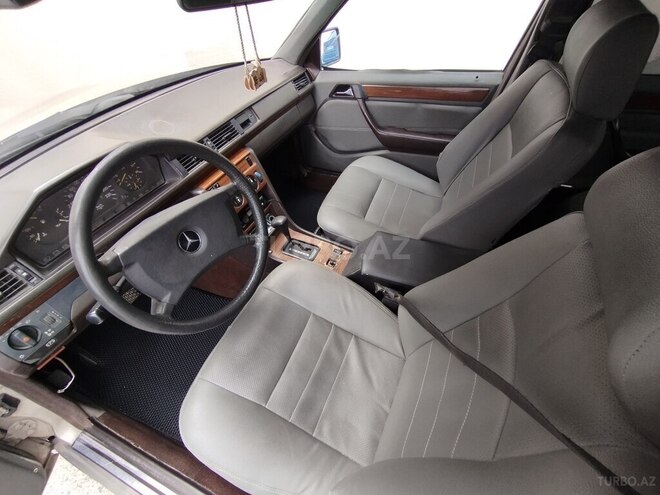 Mercedes E 250 1990, 515,000 km - 2.5 l - Bakı
