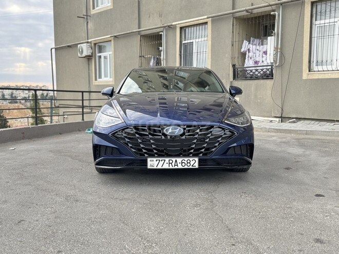 Hyundai Sonata-1