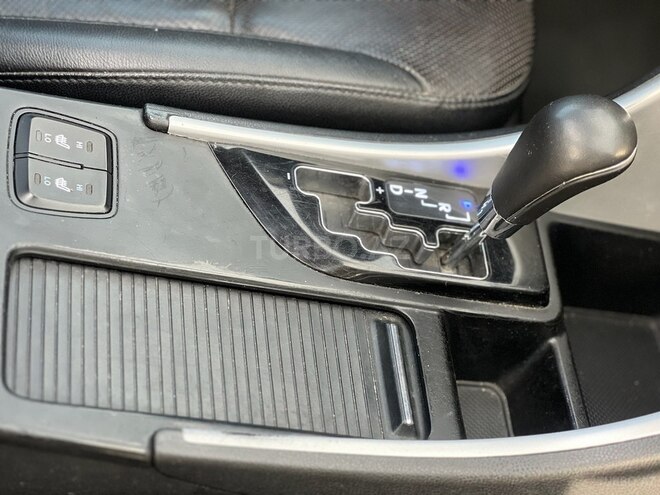 Hyundai Sonata 2011, 200,000 km - 2.4 l - Bakı