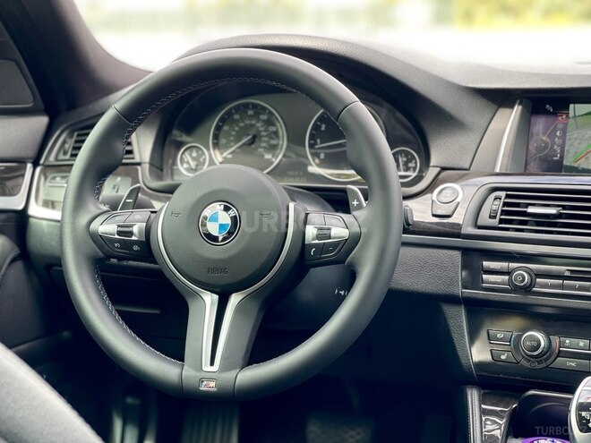 BMW 528-19