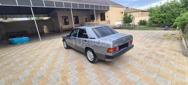 Mercedes 190 1991, 283,512 km - 2.0 l - Bərdə