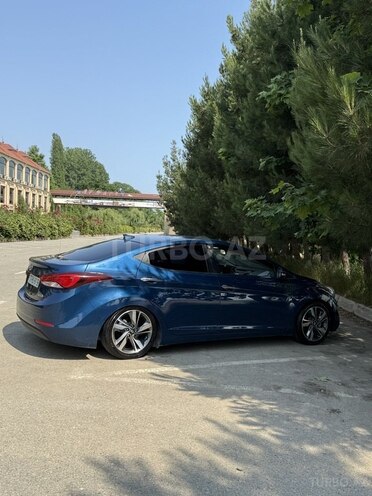 Hyundai Elantra 2015, 185,000 km - 1.8 л - Bakı