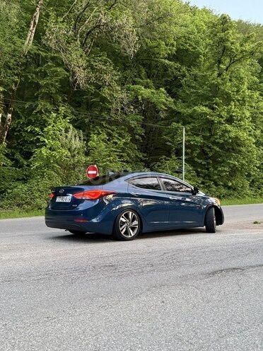 Hyundai Elantra 2015, 185,000 km - 1.8 л - Bakı