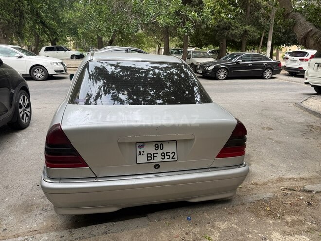 Mercedes C 240 1999, 300,000 km - 2.4 л - Bakı