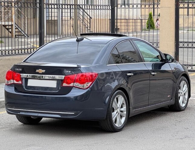 Chevrolet Cruze 2015, 107,000 km - 1.4 l - Gəncə