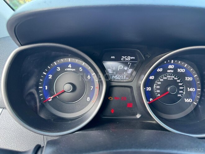 Hyundai Elantra 2014, 233,516 km - 1.8 л - Quba