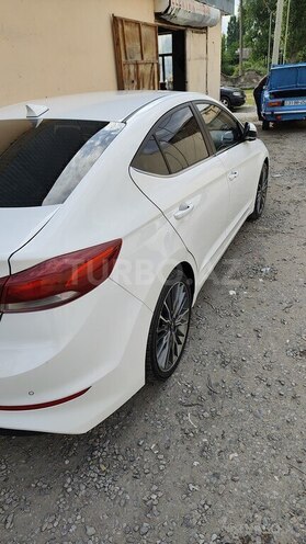 Hyundai Avante 2016, 85,286 km - 1.6 l - İsmayıllı