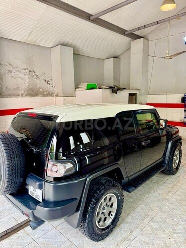 Toyota FJ Cruiser 2013, 95,000 km - 4.0 л - Bakı