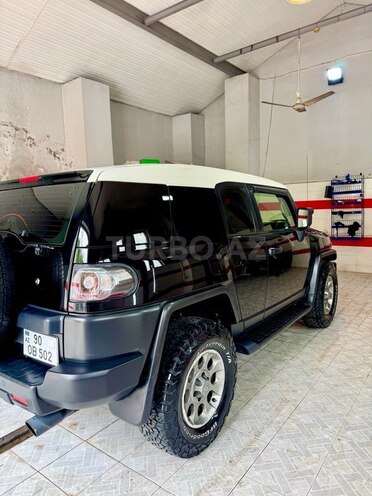 Toyota FJ Cruiser 2013, 95,000 km - 4.0 л - Bakı