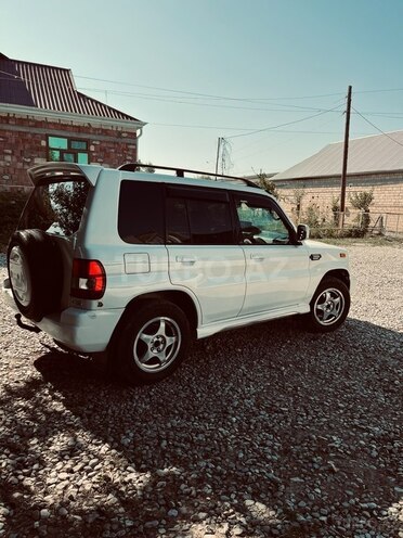 Mitsubishi Pajero io 1999, 450,000 km - 1.8 l - Kürdəmir