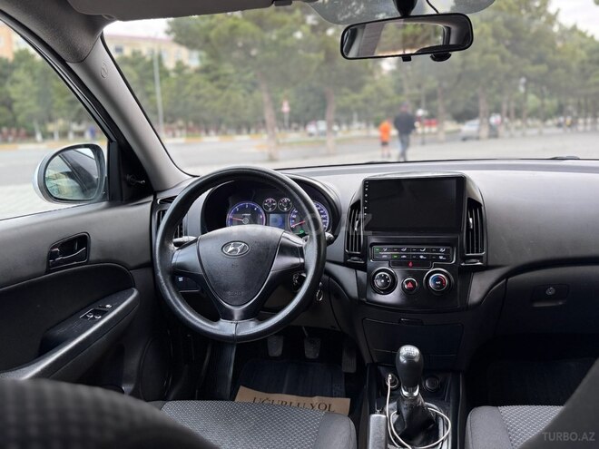 Hyundai i30 2010, 320,000 km - 1.6 л - Sumqayıt
