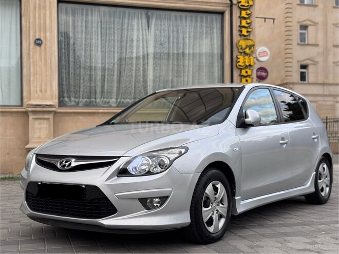 Hyundai i30 2010, 320,000 km - 1.6 л - Sumqayıt