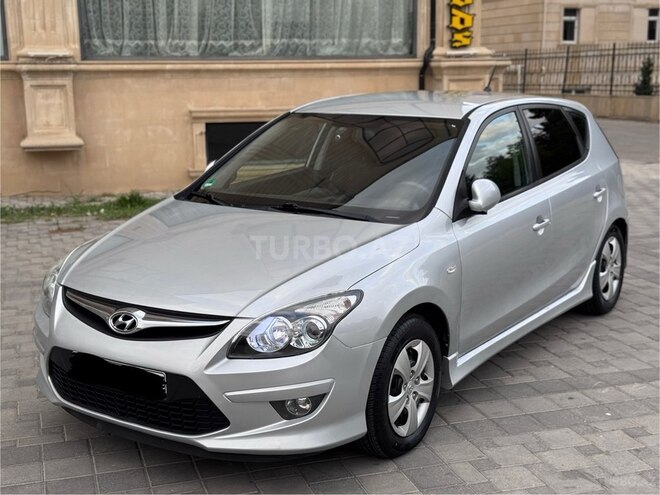 Hyundai i30 2010, 320,000 km - 1.6 л - Sumqayıt