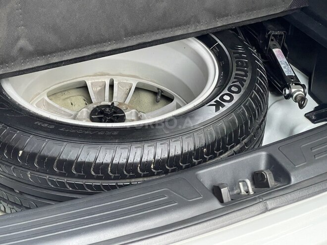 Hyundai ix35-13