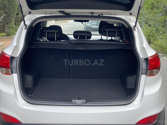 Hyundai ix35-12