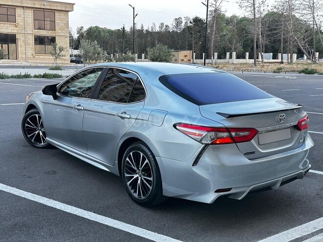 Toyota Camry 2018, 299,000 km - 2.5 l - Bakı