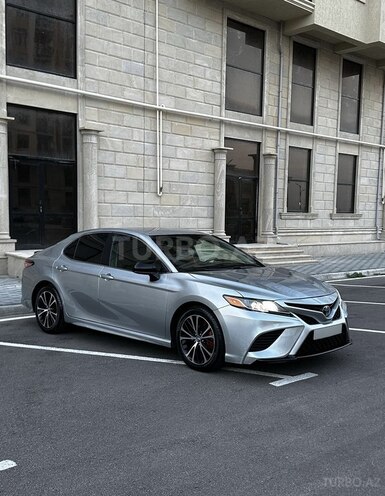 Toyota Camry 2018, 299,000 km - 2.5 l - Bakı