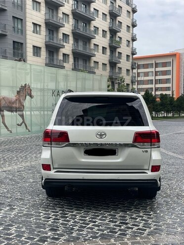 Toyota Land Cruiser 2017, 330,000 km - 4.5 l - Bakı