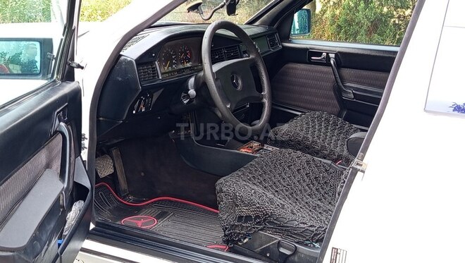 Mercedes 190 1992, 265,000 km - 2.0 l - Bərdə