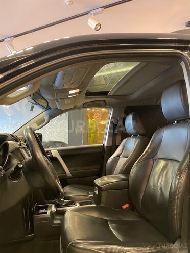 Toyota Land Cruiser Prado-14