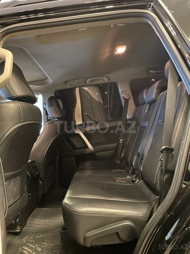 Toyota Land Cruiser Prado-12
