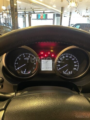 Toyota Land Cruiser Prado-13