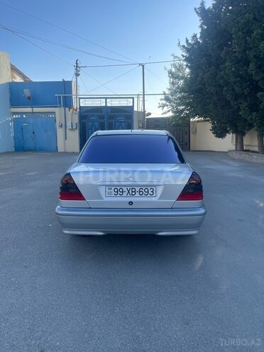 Mercedes C 200 2000, 412,745 km - 2.0 l - Bakı