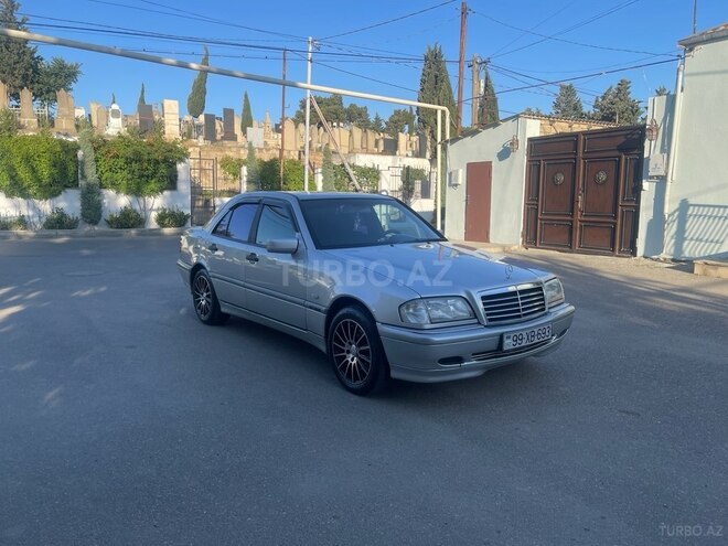 Mercedes C 200 2000, 412,745 km - 2.0 l - Bakı