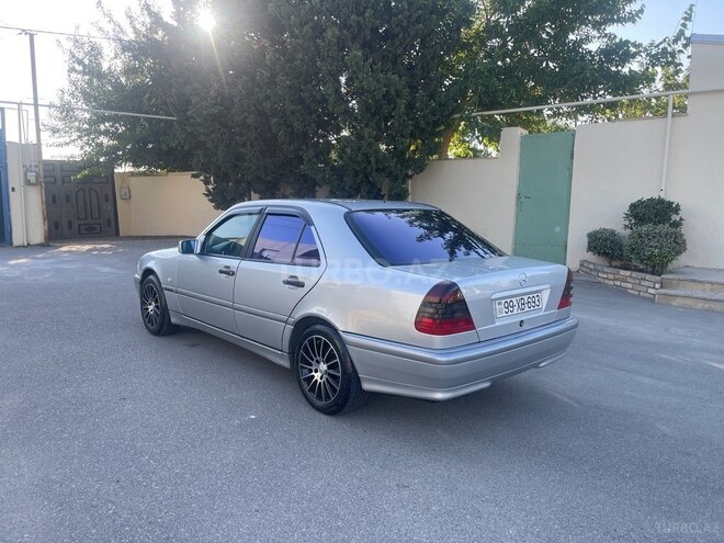 Mercedes C 200 2000, 412,745 km - 2.0 l - Bakı
