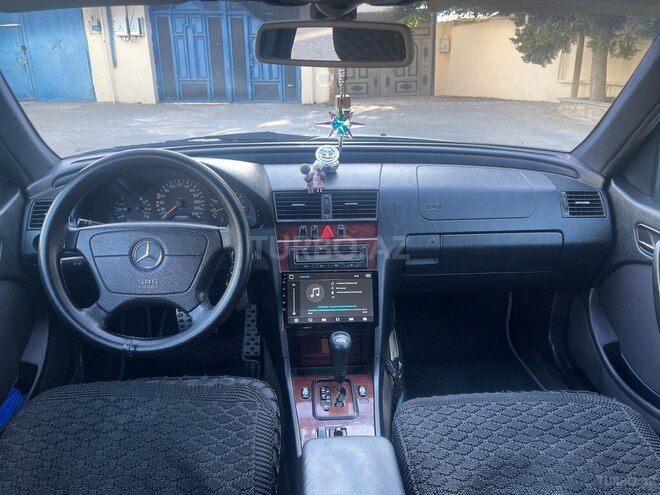 Mercedes C 200 2000, 412,745 km - 2.0 l - Bakı