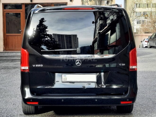 Mercedes V 220 2015, 214,075 km - 2.2 l - Bakı